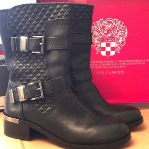 Vince Camuto Black Vintage Tumbled Welton Moto Boots,size 9. With original box.